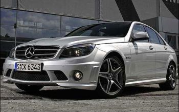 Mercedes-Benz C 63 AMG 6.2 457KM